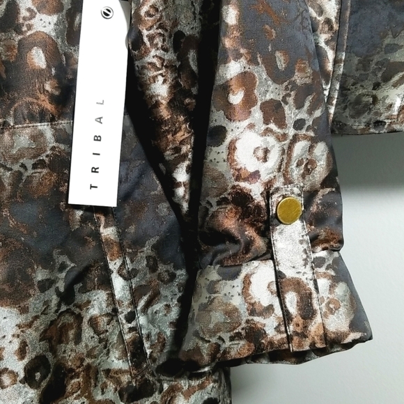 Tribal Spring/Fall Zipped Jacket With Snap Closures. - Picture 4 of 7